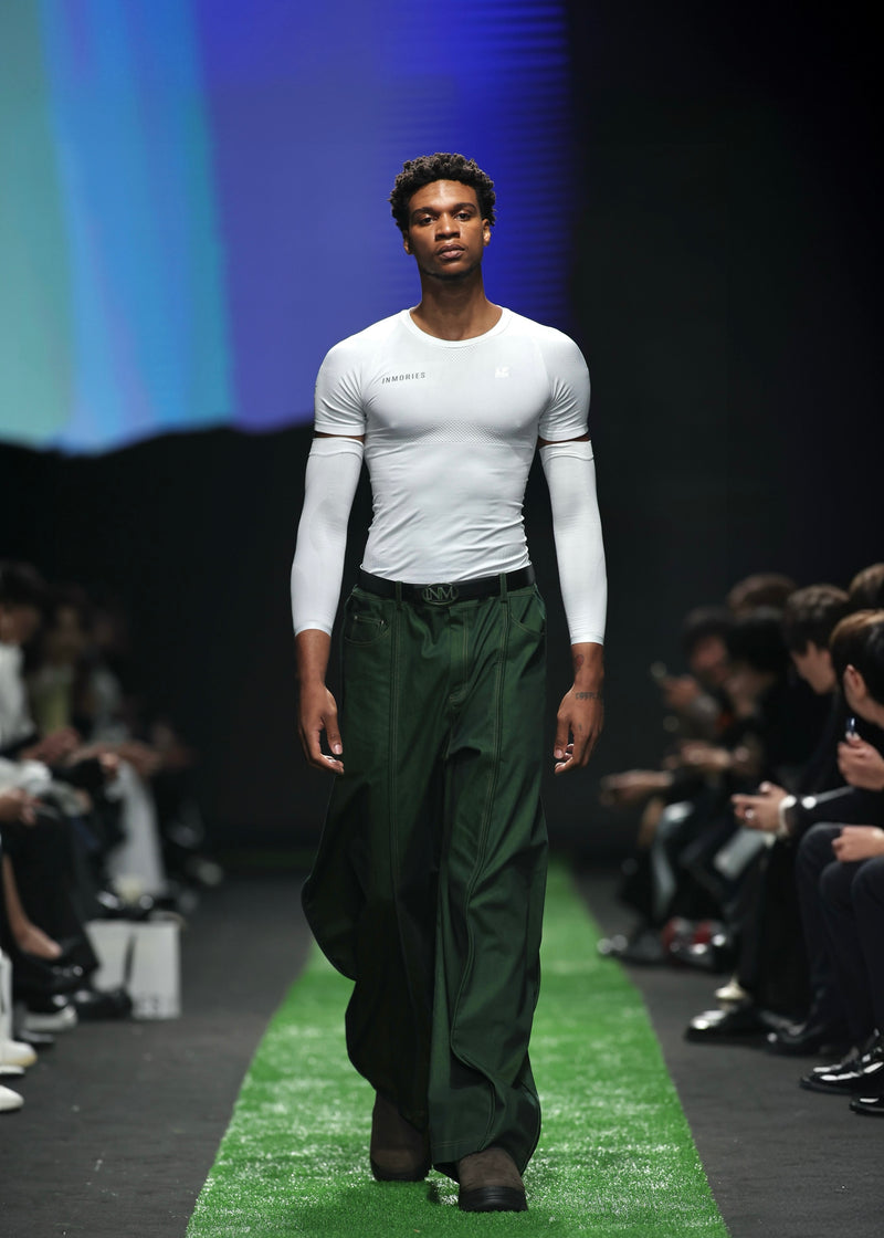 Look 30