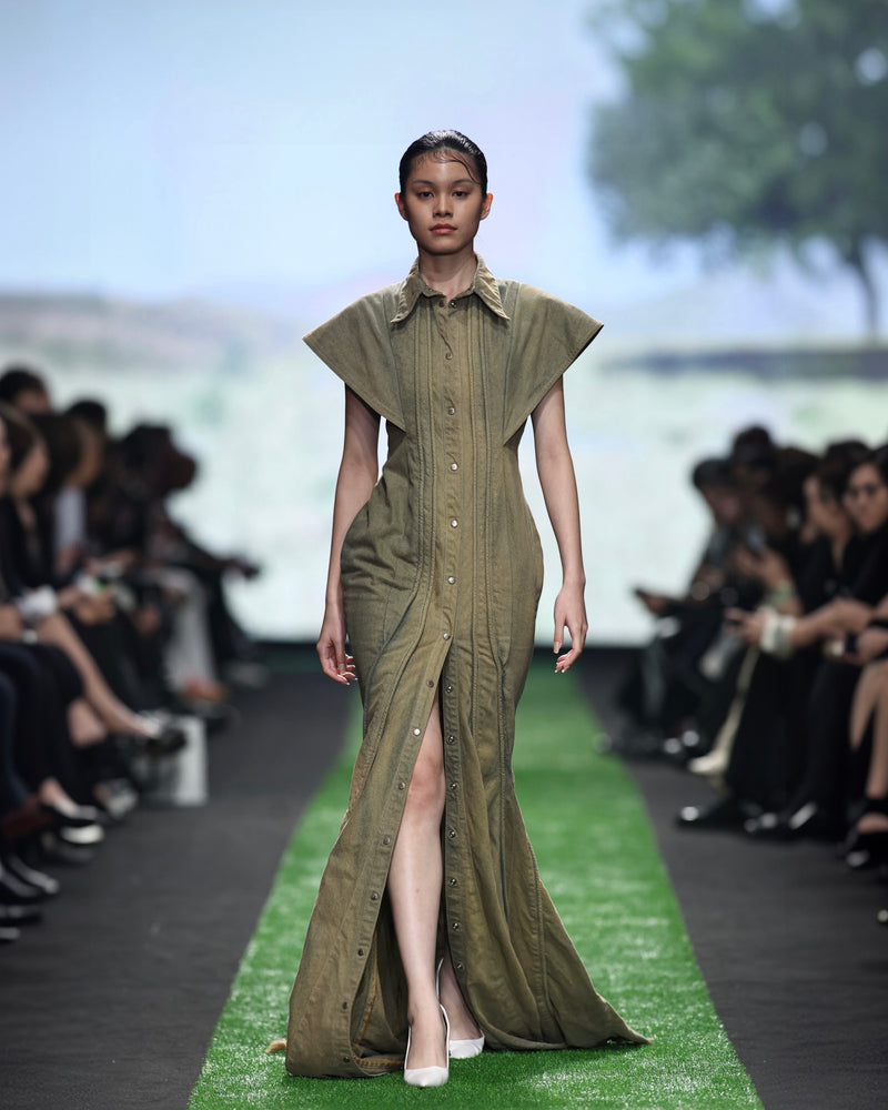 Look 19