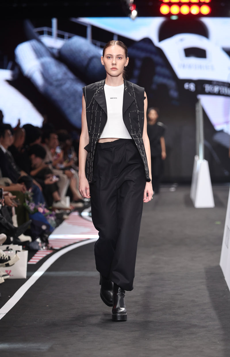Look 12