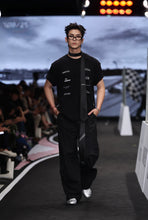 Load image into Gallery viewer, INM × TOPTIME｜TEAM INM - 聯名模擬車隊 T-SHIRT BLACK
