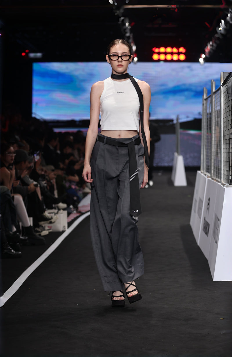 Look 3